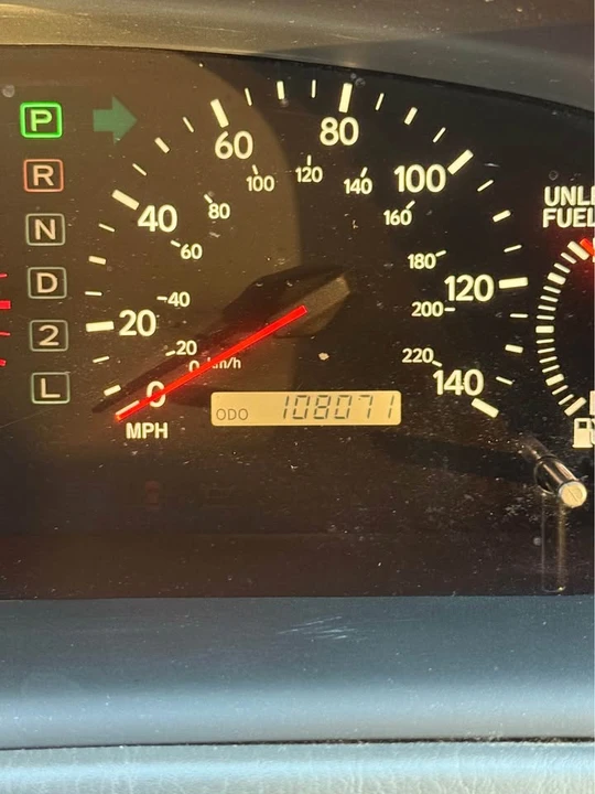 1997 Lexus ES 3rd Gen - Image 12 of 13