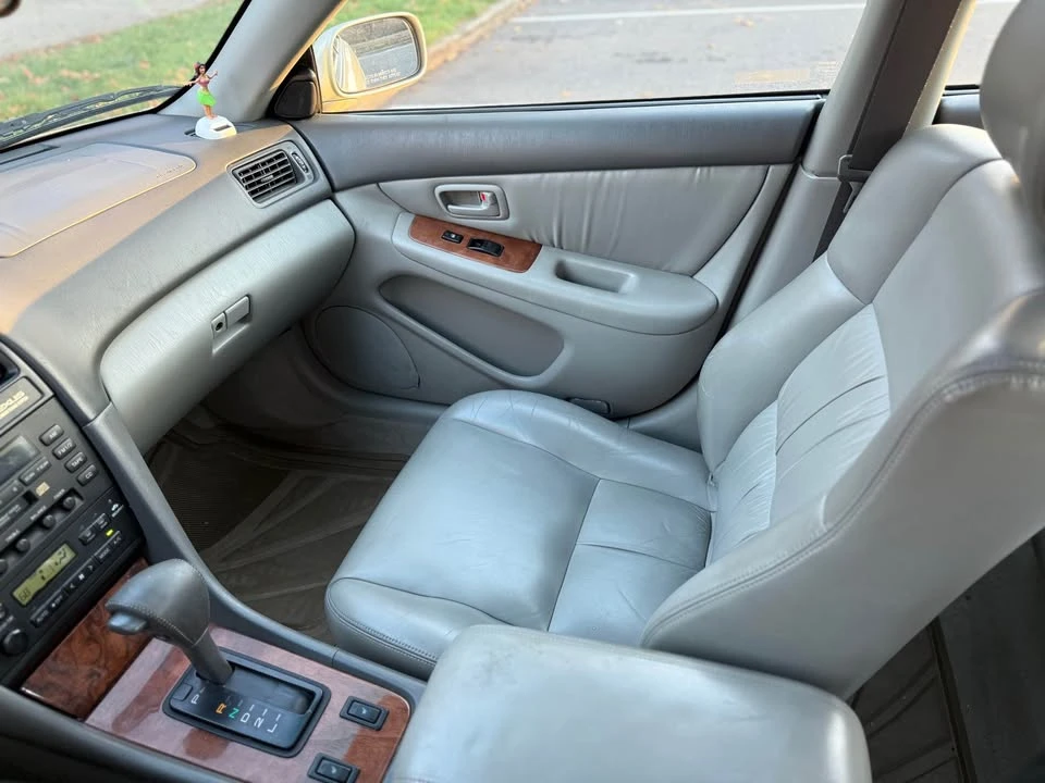 1997 Lexus ES 3rd Gen - Image 7 of 13