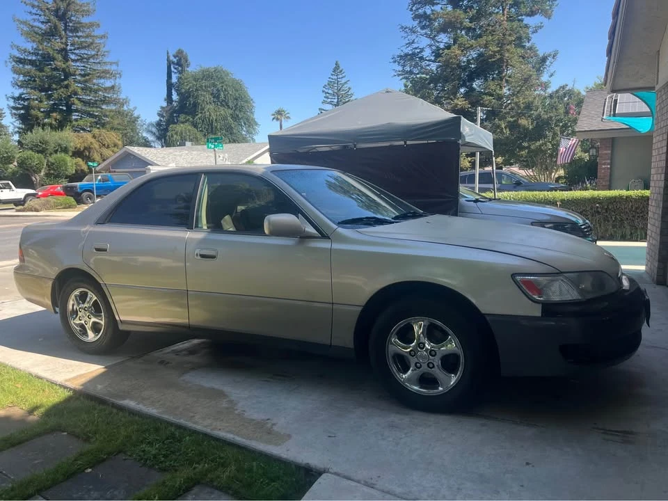 1997 Lexus ES 3rd Gen - Image 2 of 5