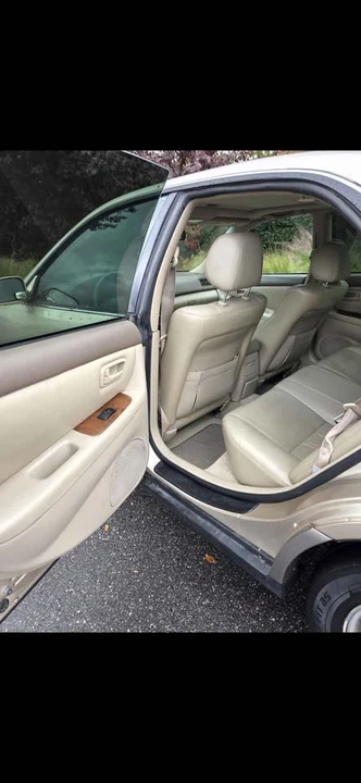 1997 Lexus ES 2nd Gen - Image 10 of 14
