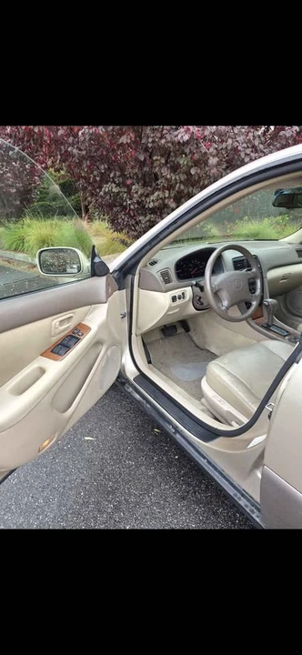 1997 Lexus ES 2nd Gen - Image 5 of 14