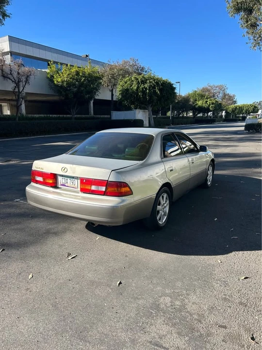 1997 Lexus ES 2nd Gen - Image 3 of 7