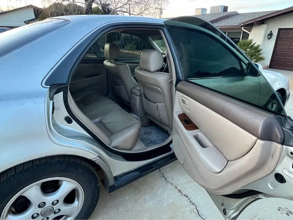 1997 Lexus ES 3rd Gen - Image 2 of 5