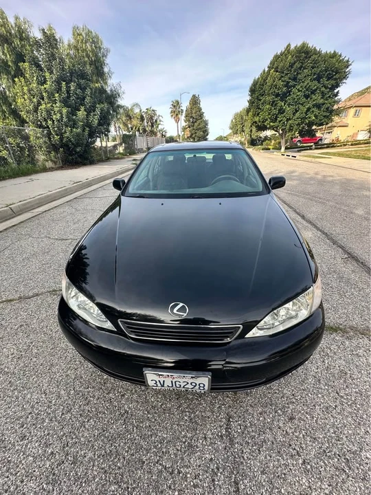 1997 Lexus ES 2nd Gen - Image 3 of 19