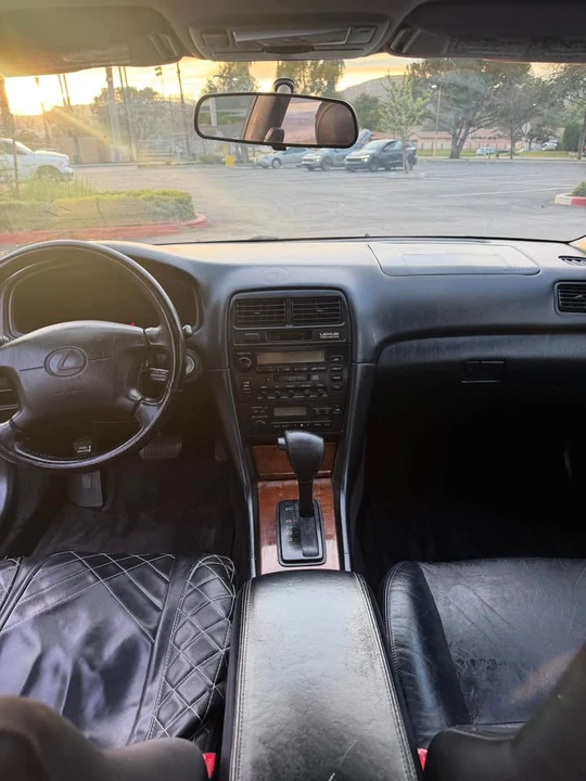 1997 Lexus ES 3rd Gen - Image 9 of 13