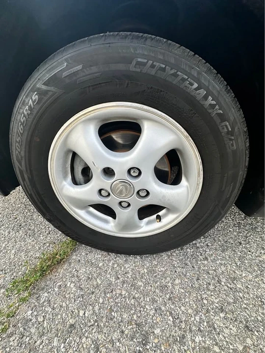 1997 Lexus ES 2nd Gen - Image 12 of 19