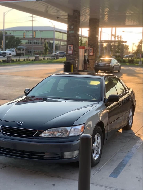 1997 Lexus ES 3rd Gen - Image 5 of 5