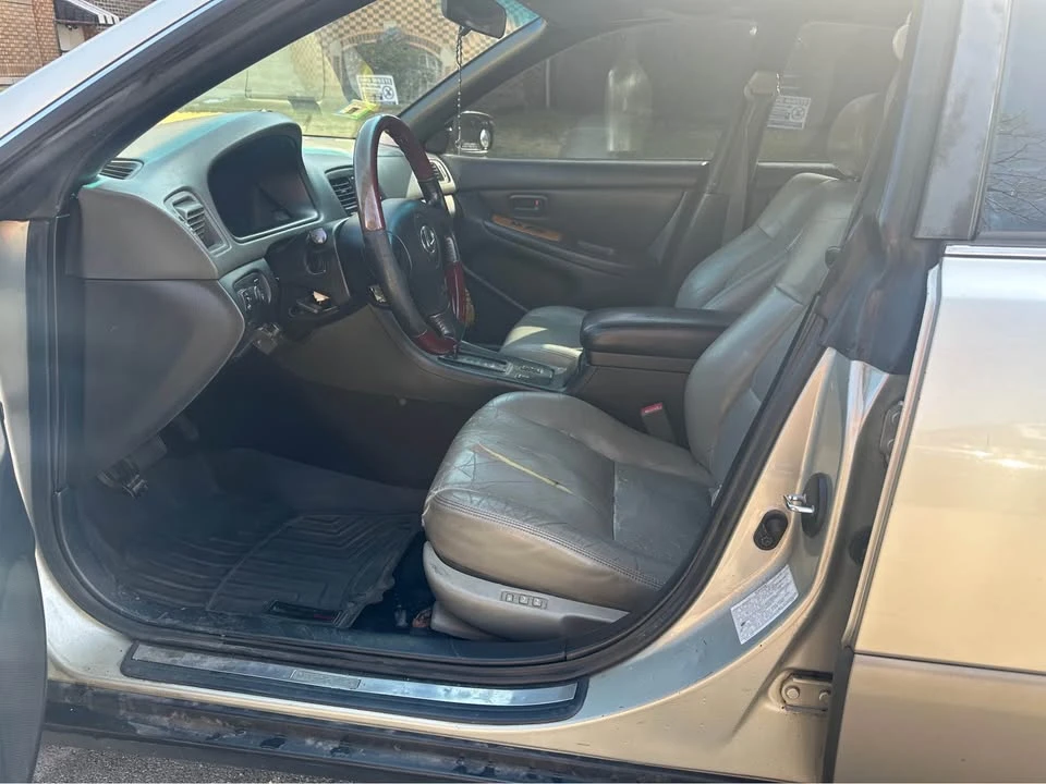 1997 Lexus ES 3rd Gen - Image 7 of 11