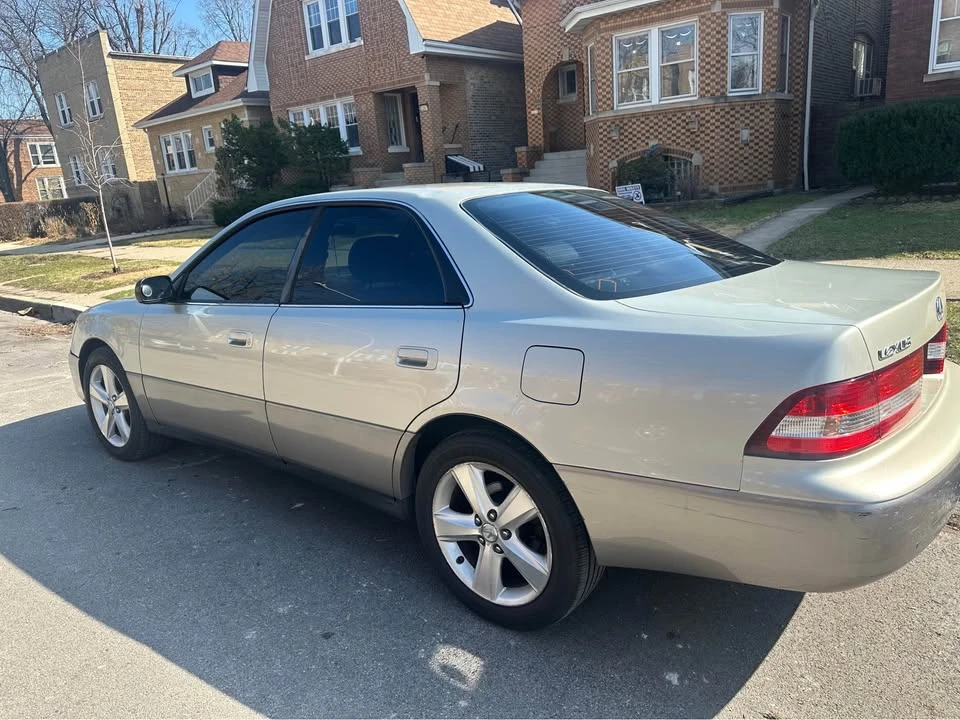 1997 Lexus ES 3rd Gen - Image 6 of 11