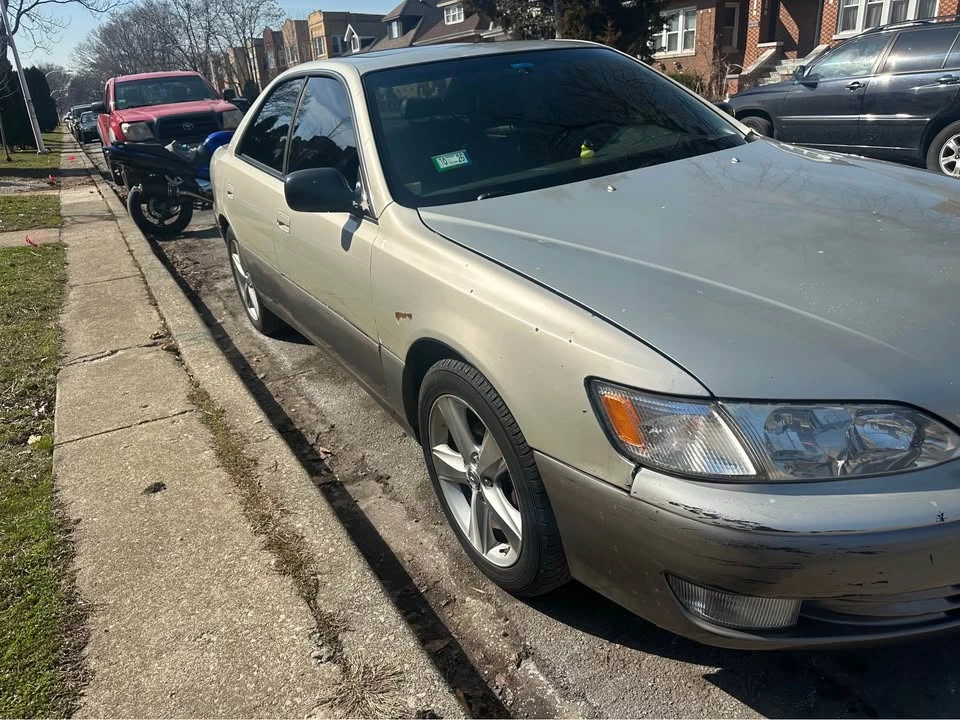 1997 Lexus ES 3rd Gen - Image 3 of 11