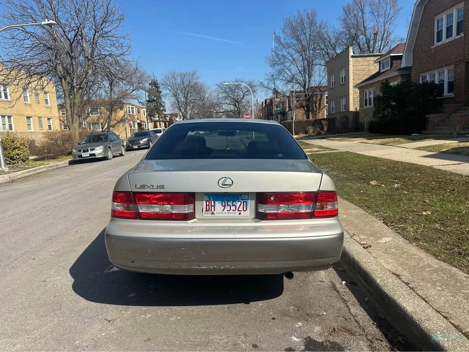1997 Lexus ES 3rd Gen - Image 5 of 11