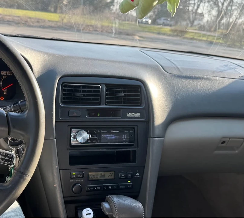 1997 Lexus ES 3rd Gen - Image 5 of 7