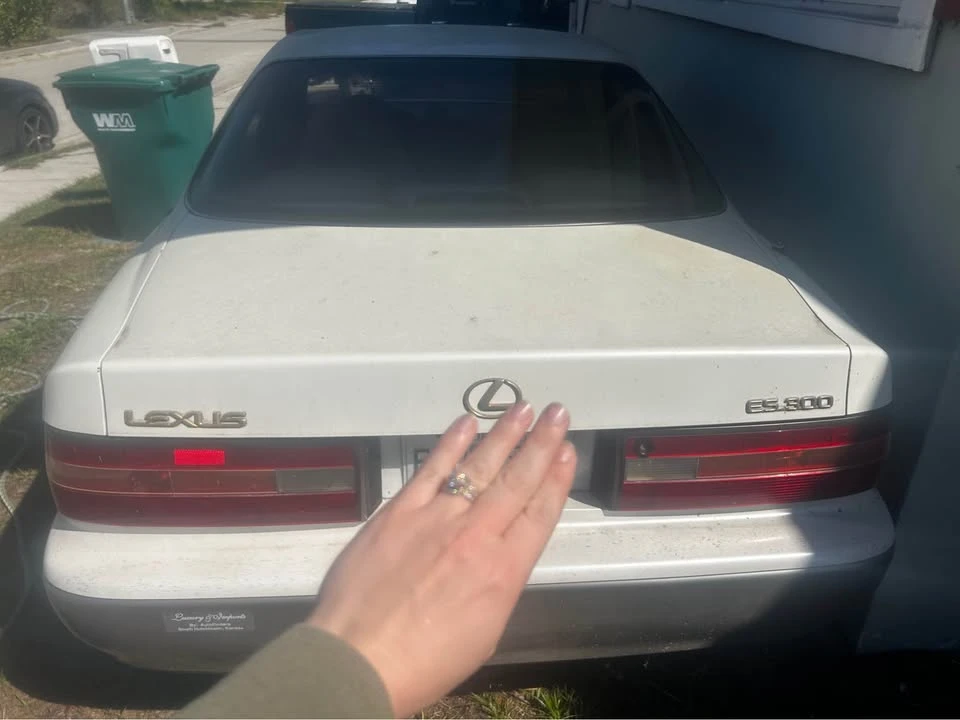 1997 Lexus ES 3rd Gen - Image 3 of 12