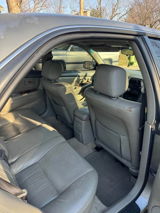1997 Lexus ES 3rd Gen - Image 6 of 7