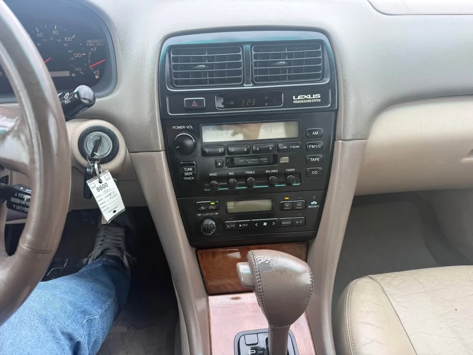 1997 Lexus ES 3rd Gen - Image 17 of 20