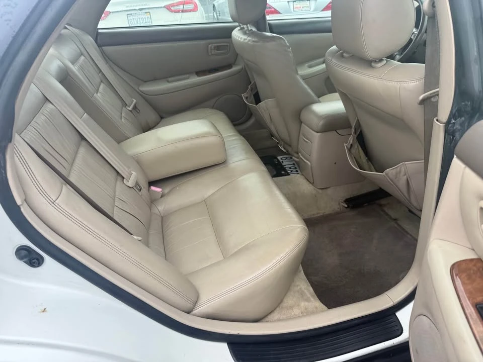 1997 Lexus ES 3rd Gen - Image 11 of 20