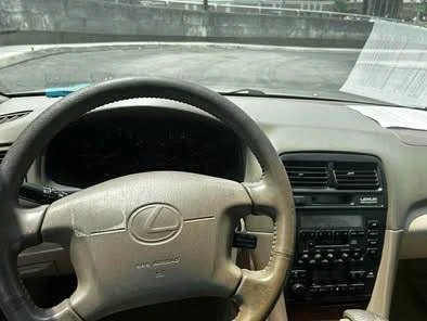 1997 Lexus ES 3rd Gen - Image 5 of 6