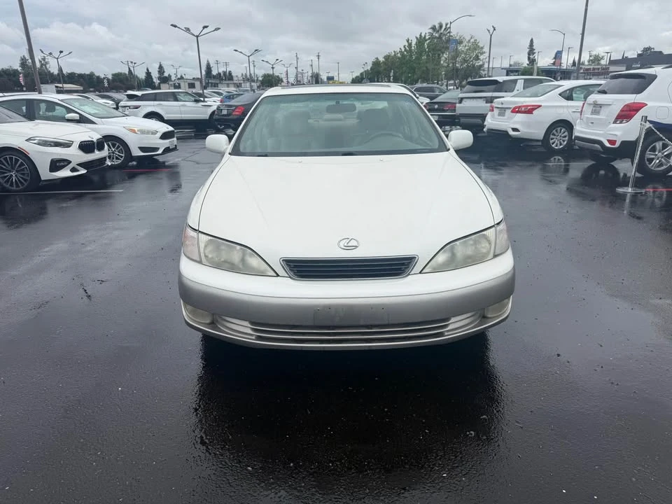 1997 Lexus ES 3rd Gen - Image 2 of 20
