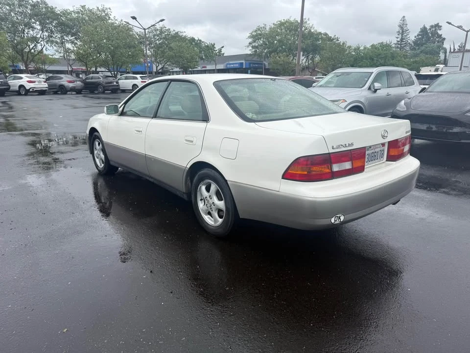 1997 Lexus ES 3rd Gen - Image 7 of 20