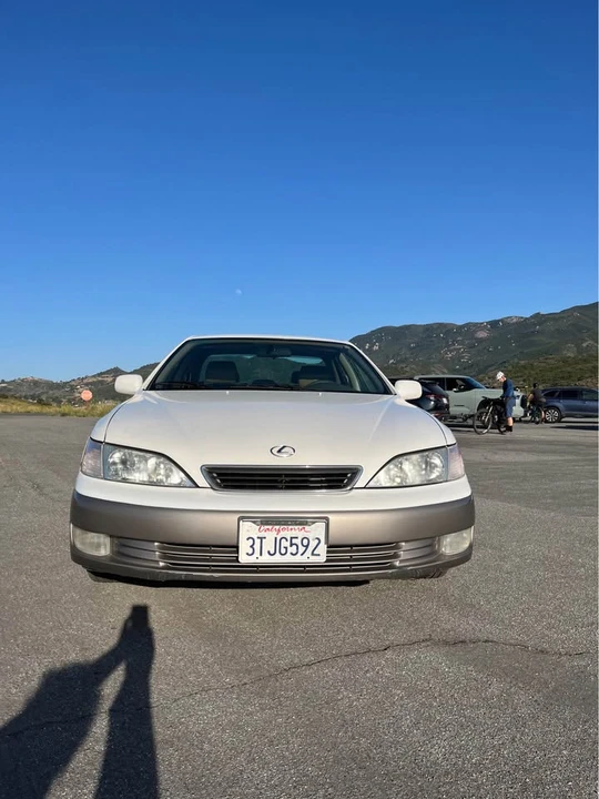 1997 Lexus ES 3rd Gen - Image 3 of 18
