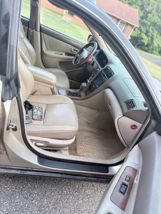 1997 Lexus ES 3rd Gen - Image 9 of 17