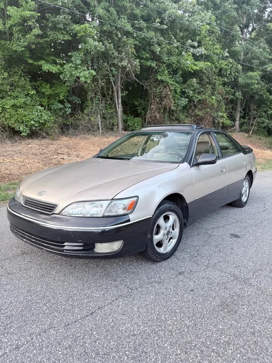 1997 Lexus ES 3rd Gen - Image 3 of 18