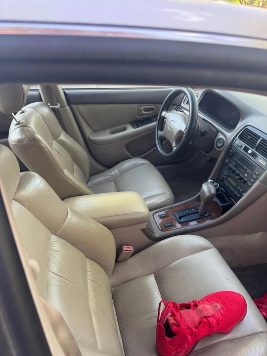 1997 Lexus ES 3rd Gen - Image 5 of 5