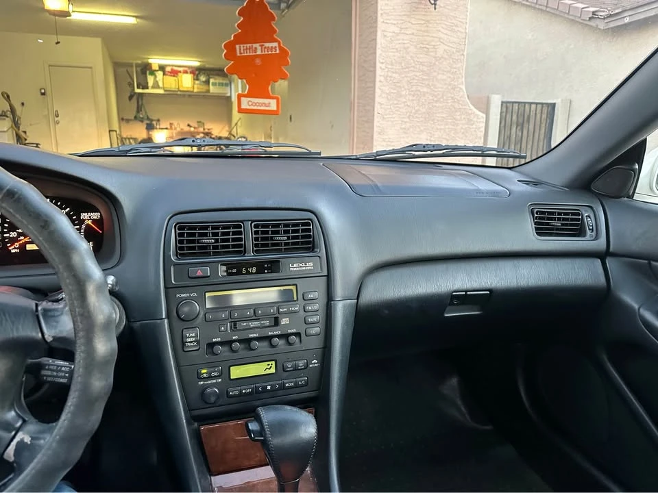 1997 Lexus ES 3rd Gen - Image 17 of 18