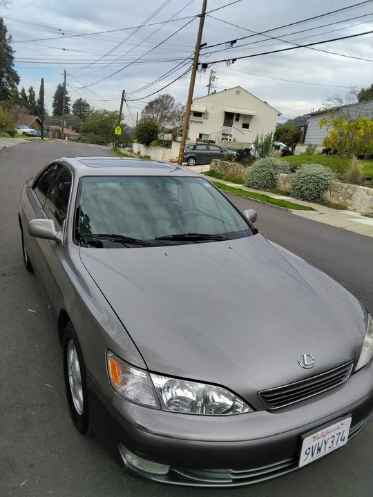 1997 Lexus ES 3rd Gen - Image 8 of 15