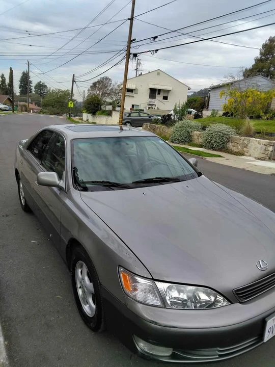1997 Lexus ES 3rd Gen - Image 7 of 15