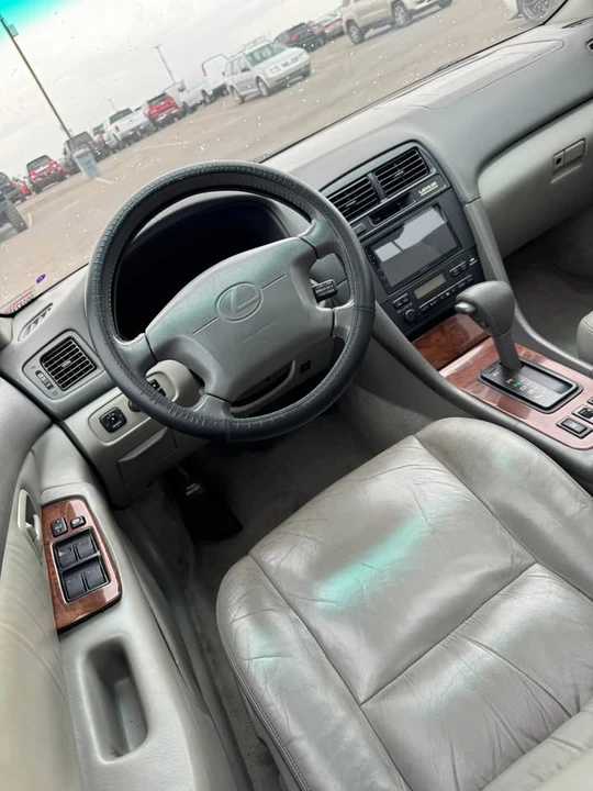 1997 Lexus ES 3rd Gen - Image 7 of 14