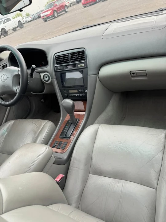 1997 Lexus ES 3rd Gen - Image 4 of 14
