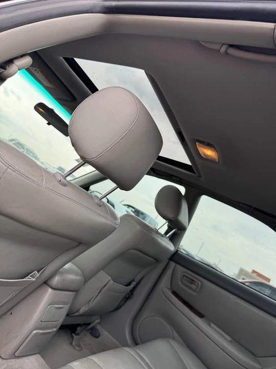 1997 Lexus ES 3rd Gen - Image 6 of 14