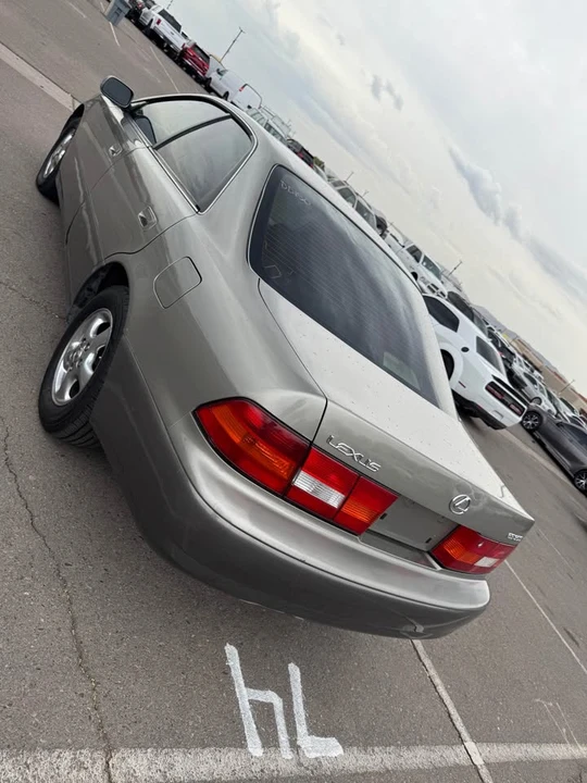1997 Lexus ES 3rd Gen - Image 14 of 14