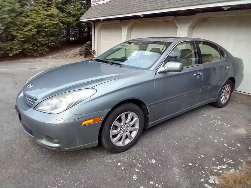 1997 Lexus ES 3rd Gen - Image 2 of 8