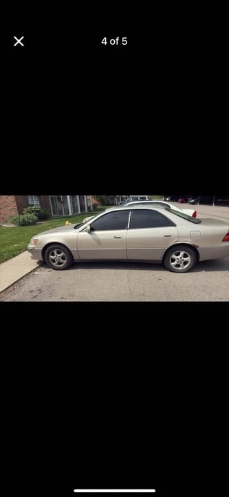 1997 Lexus ES 3rd Gen - Image 3 of 9