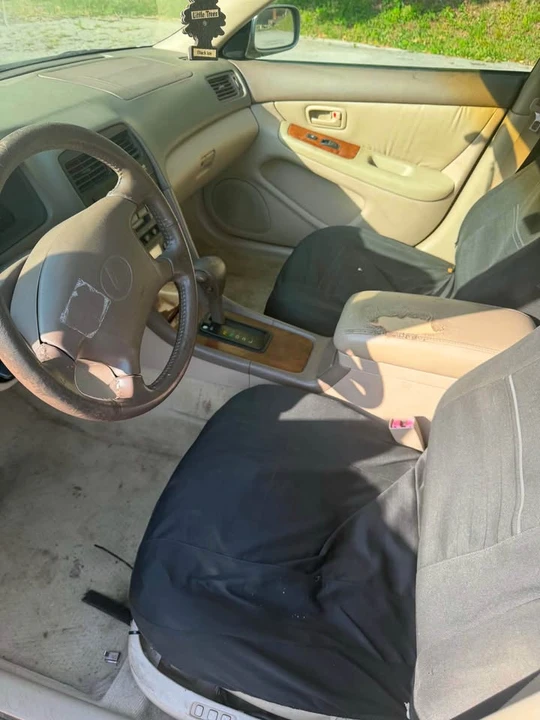 1997 Lexus ES 3rd Gen - Image 5 of 6