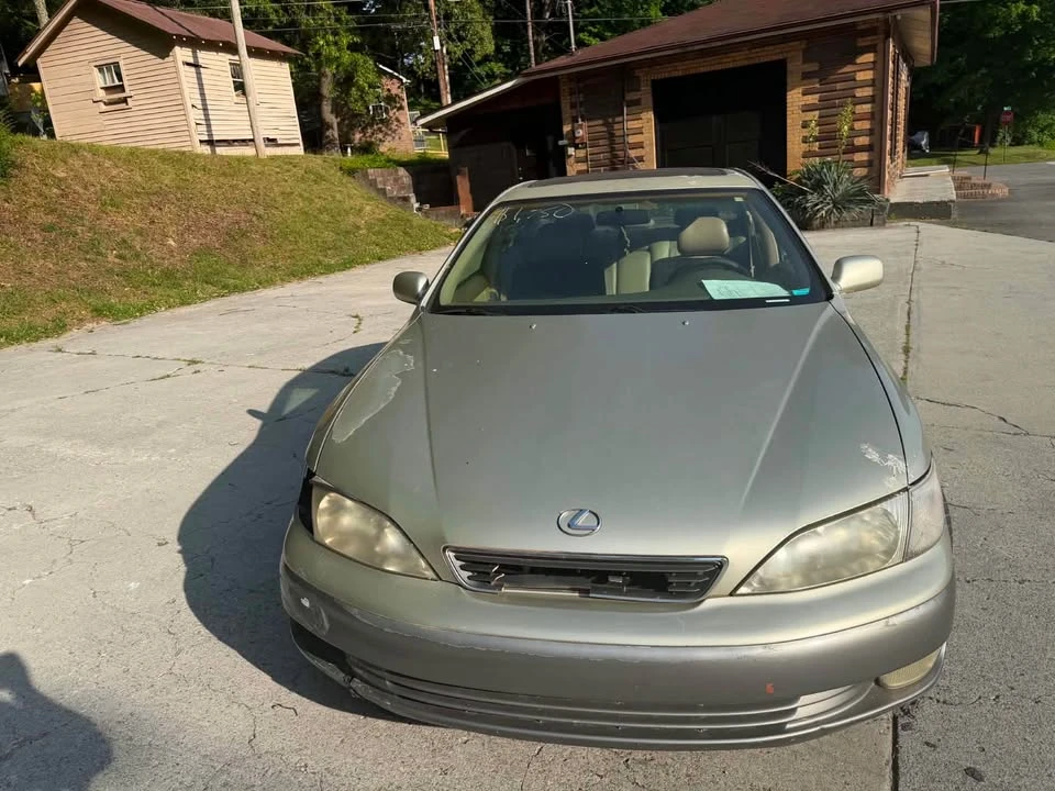 1997 Lexus ES 3rd Gen - Image 2 of 6