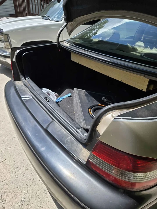 1997 Lexus ES 3rd Gen - Image 6 of 7