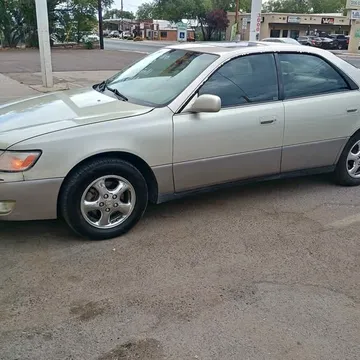 1997 Lexus ES 300 Sedan
