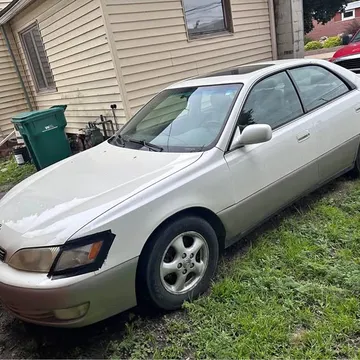 1997 Lexus ES 300 Sedan