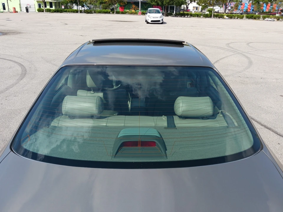 1997 Lexus ES 3rd Gen - Image 24 of 31