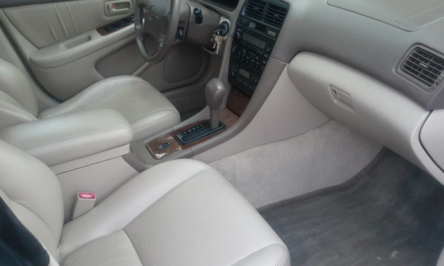 1997 Lexus ES 3rd Gen - Image 5 of 8