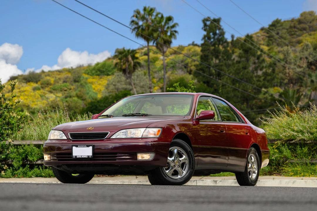 1997 Lexus ES 3rd Gen - Image 3 of 31