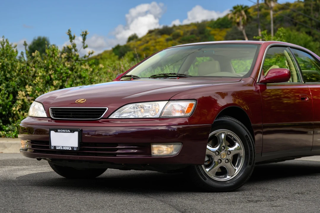 1997 Lexus ES 3rd Gen - Image 24 of 31