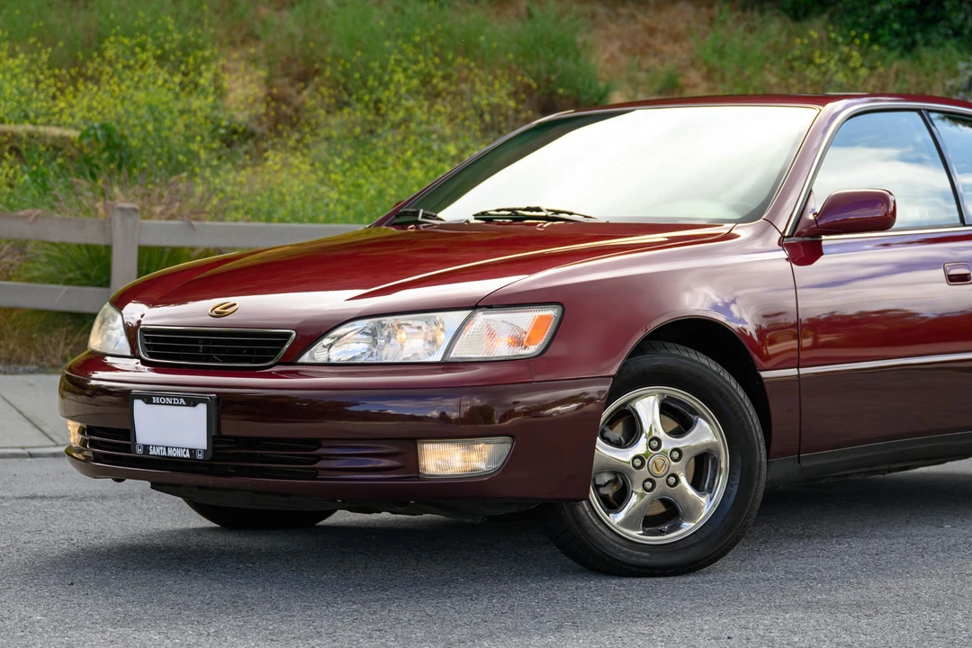 1997 Lexus ES 3rd Gen - Image 23 of 31