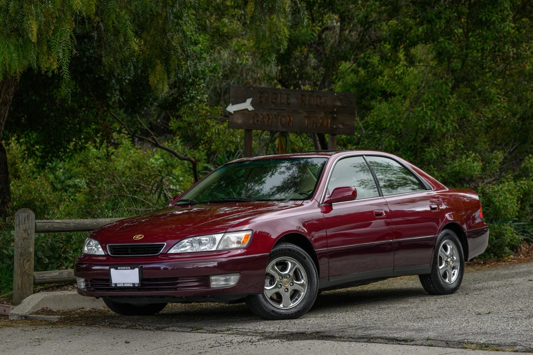 1997 Lexus ES 3rd Gen - Image 22 of 31
