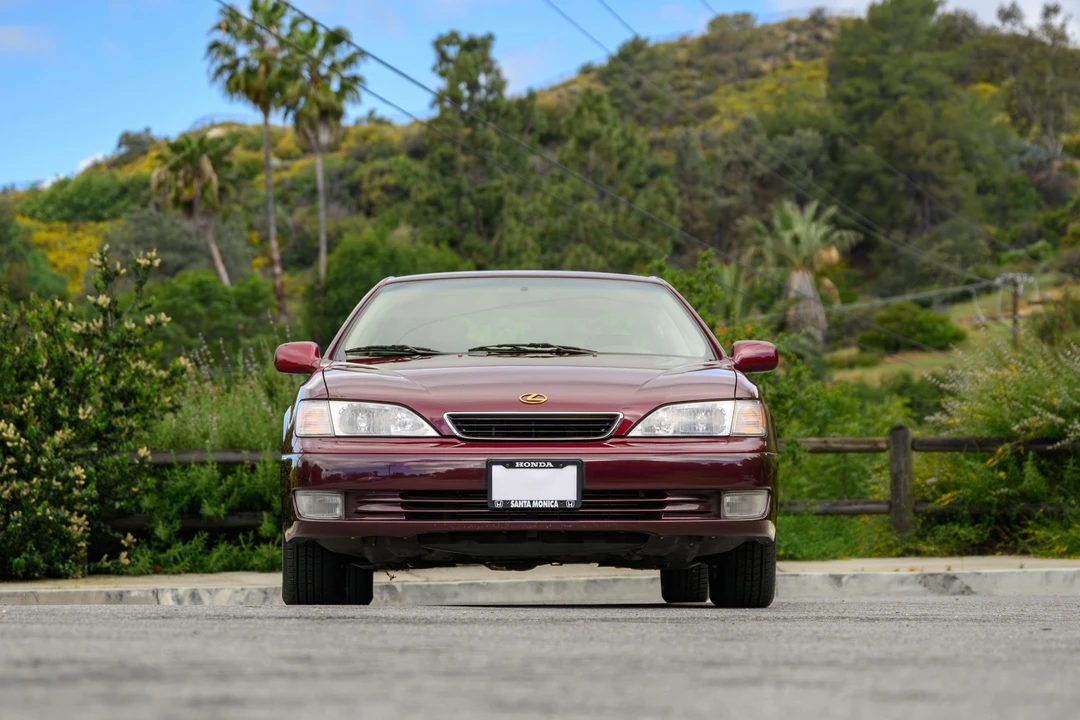 1997 Lexus ES 3rd Gen - Image 5 of 31