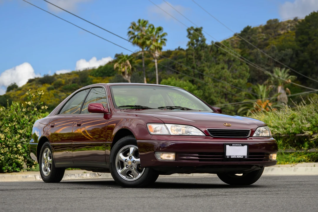 1997 Lexus ES 3rd Gen - Image 8 of 31