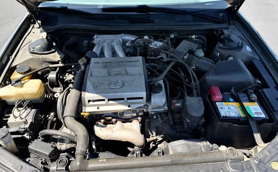1997 Lexus ES 3rd Gen - Image 13 of 14
